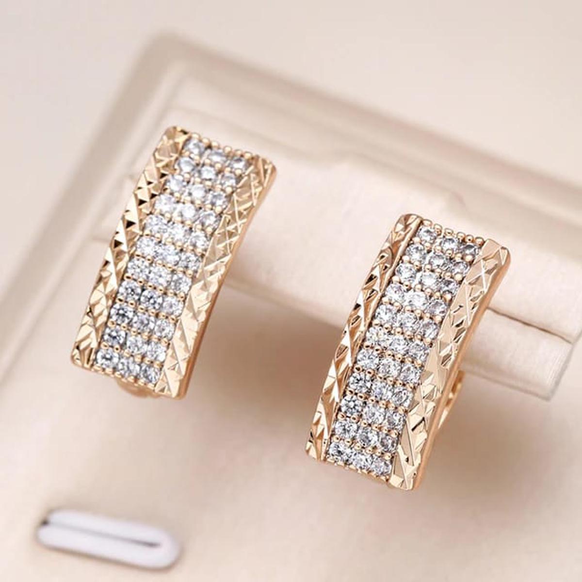 Boucles d'oreilles pavés de zircons, bijou en plaqué or rose et en zircons naturels