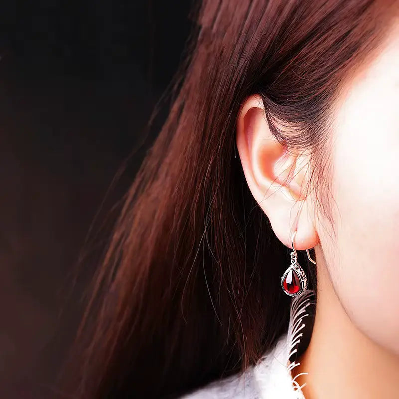 Boucles d'oreilles Goutte pierre rouge, bijou en alliage plaqué argent