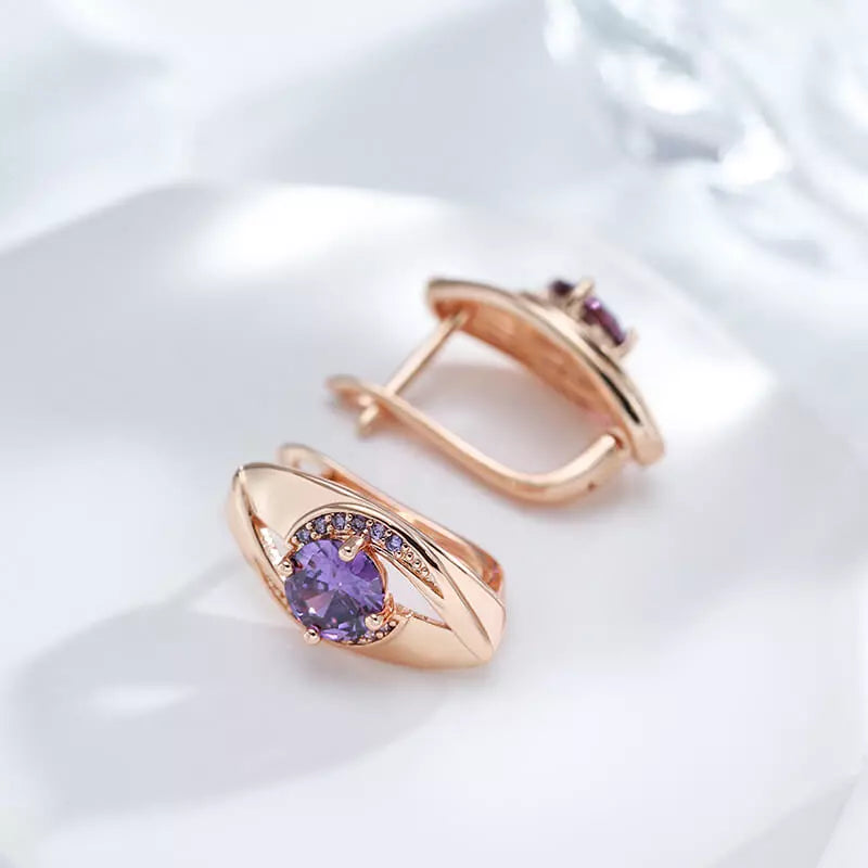 Boucles d'oreilles zircons mauves, bijou en plaqué or rose et en zircons naturels