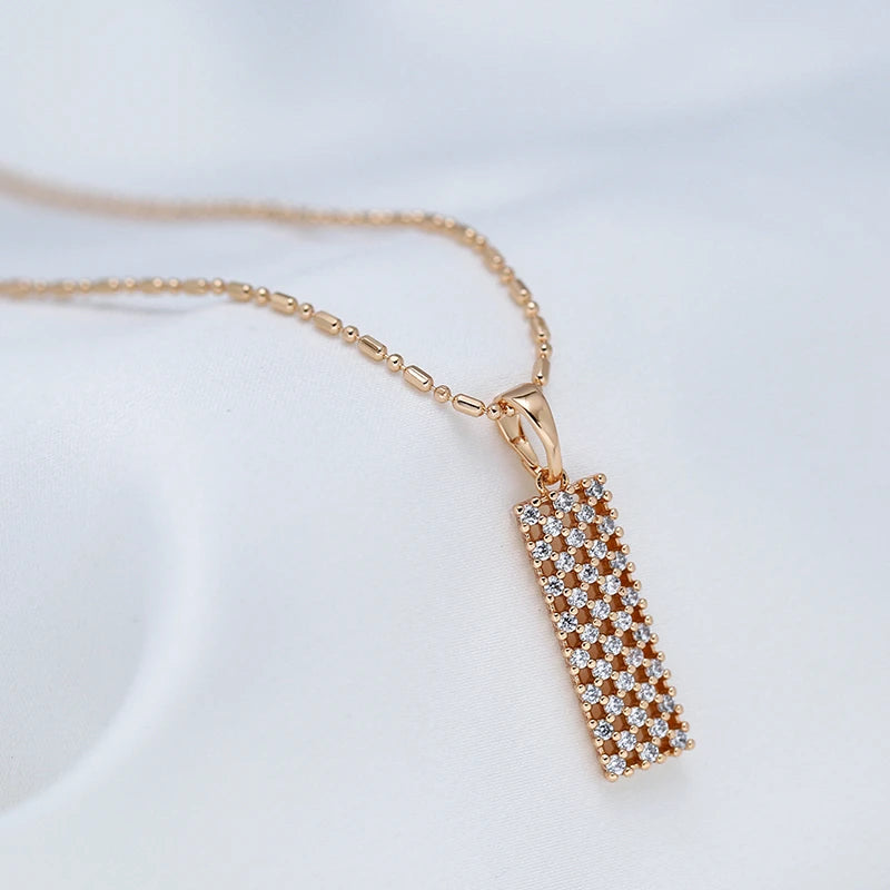 Collier pendentif géométrique, bijou en plaqué or rose et en zircons naturels