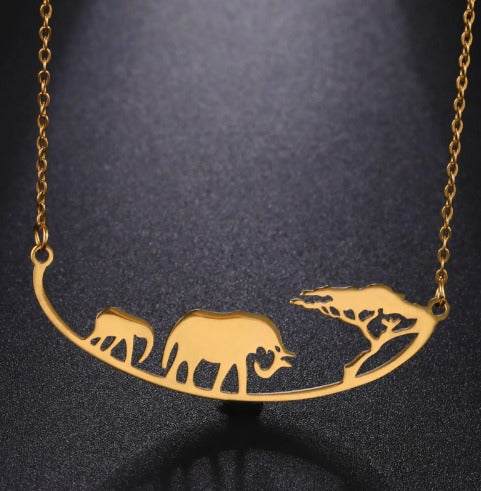 Collier Savane avec éléphants, bijou en acier inoxydable doré