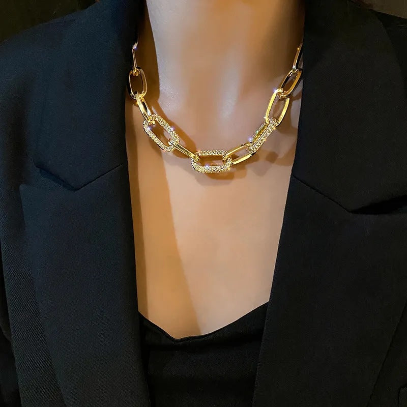 Collier ras-du-cou Maillons XL avec Zircons, bijou en acier inoxydable doré