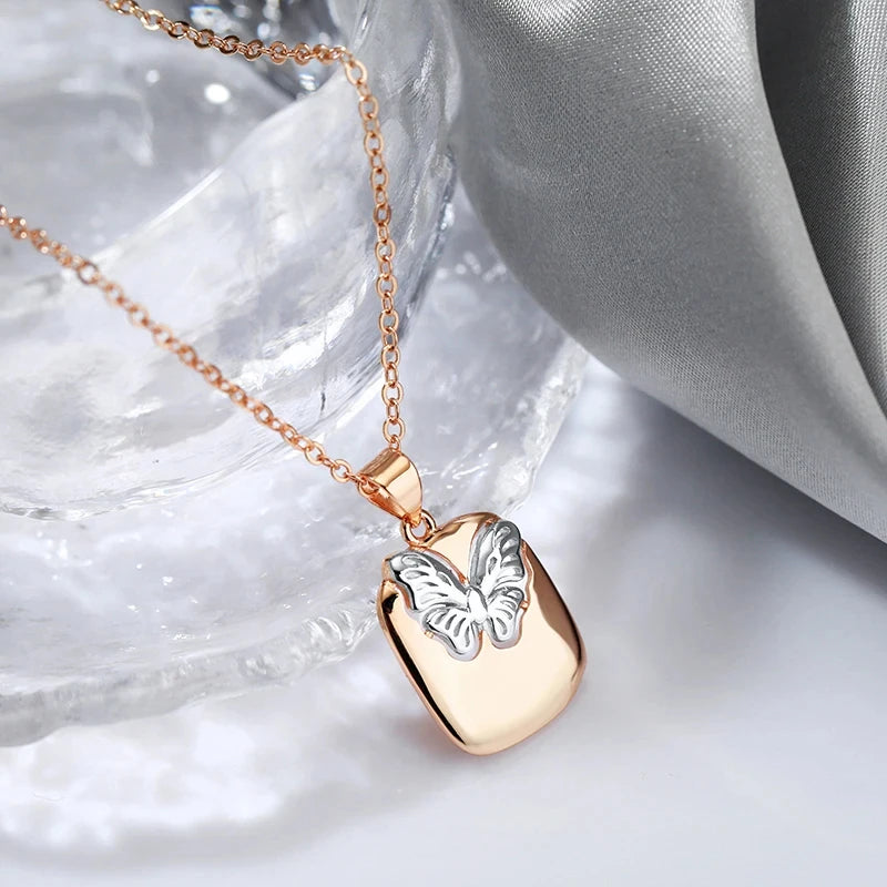 Collier papillon, bijou en alliage plaqué or 585 (14 carats)