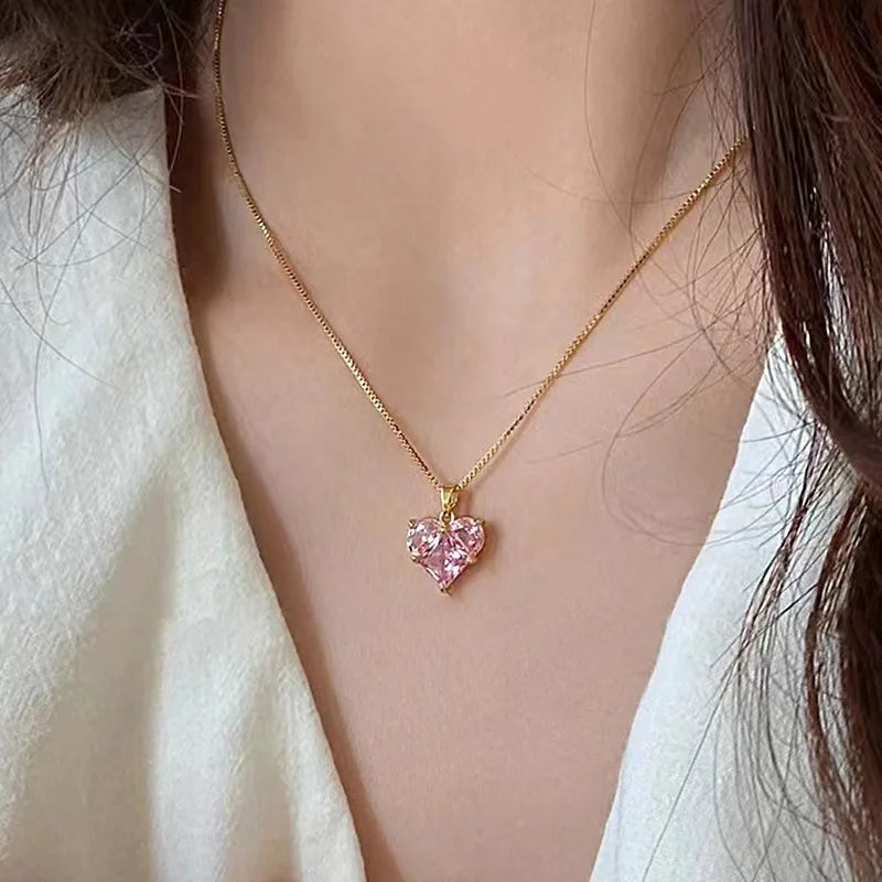 Collier coeur en zircons roses, maille vénitienne, bijou en plaqué or et en zircons