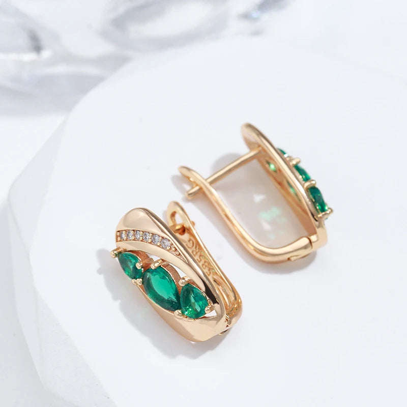 Boucles d'oreilles Zircons verts et blancs, bijou en plaqué or rose et en zircons naturels