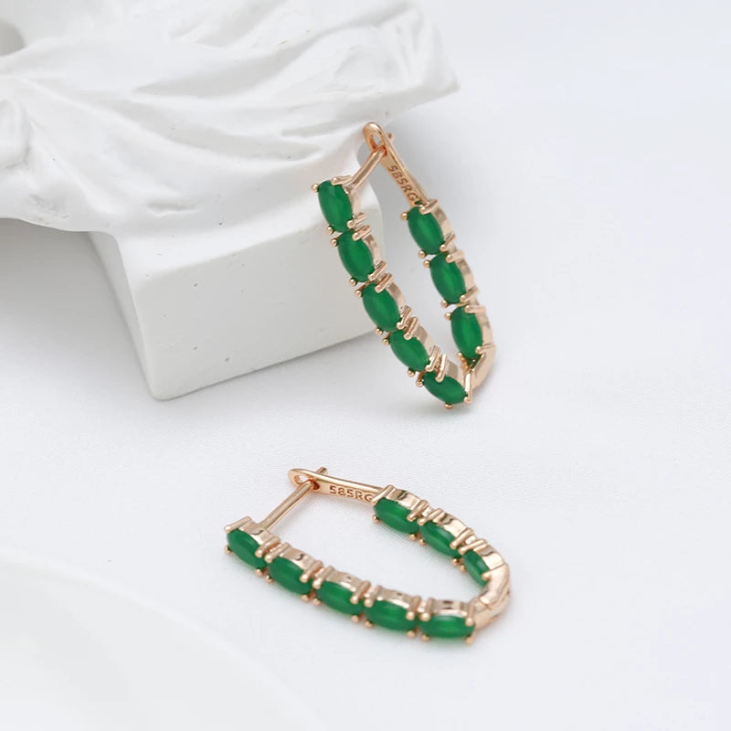 Boucles d'oreilles zircons verts, bijou en plaqué or rose et en zircons naturels